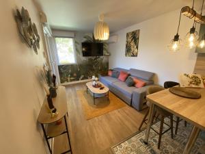 Appartements Le Jungle : T2 avec jardin et jacuzzi : photos des chambres