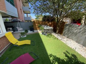 Appartements Le Jungle : T2 avec jardin et jacuzzi : photos des chambres