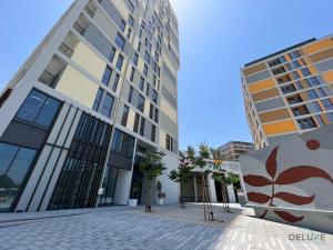 Refined 2BR with Assistant Room at Mesk 1 Midtown Dubai Production City by Deluxe Holiday Homes