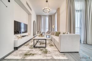 Refined 2BR with Assistant Room at Mesk 1 Midtown Dubai Production City by Deluxe Holiday Homes