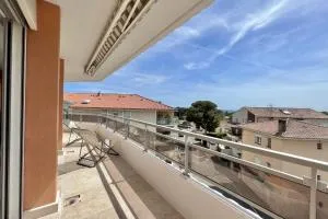 35m2 Sea View Flat with 20 m2 Terrace - 阿盖