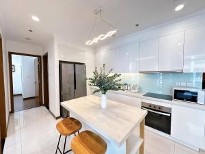 Lia House Apartment Vinhomes Central Park Sai Gon