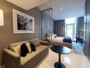 Vacay Lettings - Studio in Damac Prive Business bay