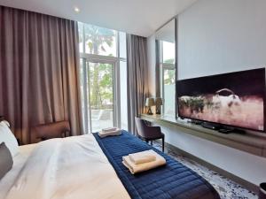 Vacay Lettings - Studio in Damac Prive Business bay