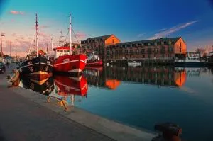 Hafenhotel Meereszeiten - Weissenhäuser Strand