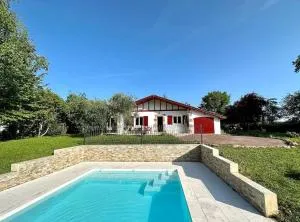 Maison avec piscine - Bussunarits-Sarrasquette