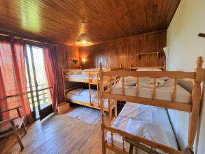 Chalet spacieux 18 pers. avec jardin, 7 chambres, cheminées, animaux admis - Saint-Michel-de-Chaillol - FR-1-393-82