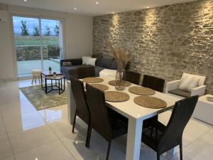 Appartements Maison chaleureuse dans village calme : photos des chambres