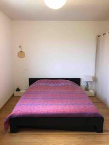Maison chaleureuse dans village calme