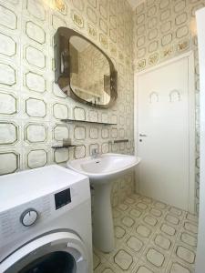 I Bagni 36 - Piazza Marconi Fronte Mare con Piscina - Immobil Relax