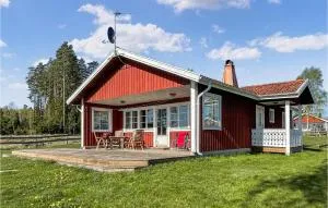 3 Bedroom Lovely Home In Vittaryd - Hörda