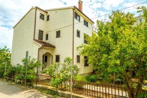 Apartmani Rosa 