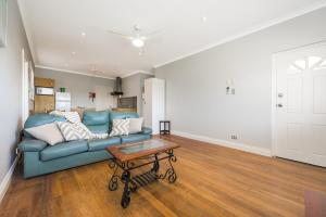 South Side - Feel the breeze