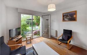 Maisons de vacances Awesome Home In Saint-nazaire With Wifi And 2 Bedrooms : photos des chambres