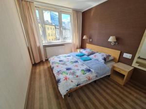 10Q - Z6 Apartment 303