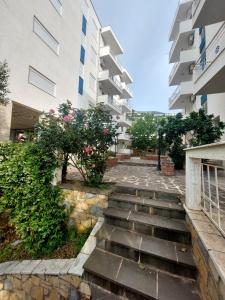 Redsun Apartment