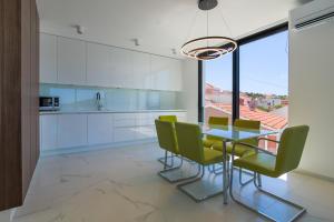 Breathtaking Seafront Elegance Luxury Penthouse