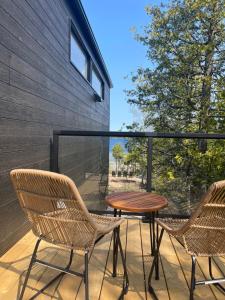 Evo Waterfront Accommodations - Adults Only