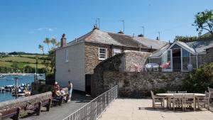 The Old Lobster Pot