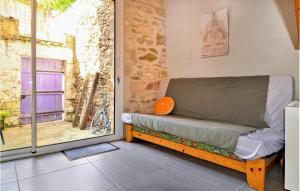 Maisons de vacances Awesome Home In Villeneuve-les-avignon With Wifi And 1 Bedrooms : photos des chambres