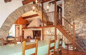 2 Bedroom Amazing Home In Olargues