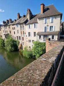 Maisons de vacances Au Pont Vieux 9 personnes : photos des chambres