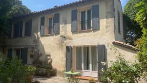Appartements Gites charme avec piscine Arles - Camargue - Alpilles : photos des chambres
