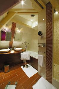 Hotels Clos La Boetie & Spa : photos des chambres