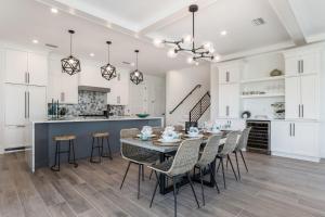 Sizzling Summer Rates at Surf Side Beach House GULF VIEWS Elevator Beach Retreats