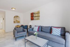 Terrace Penthouse with Pool by Costarentals - Ref 84