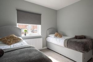 Wonderful Townhouse with BBQ Backyard