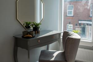 Cozy House with Modern Garden