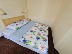 10Q - Z6 Apartment 201