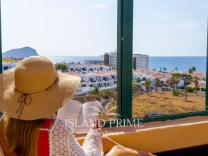 Holiday with Seaviews in Golf del Sur TLP516