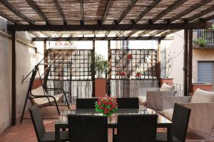 Elegant Terrace Suite