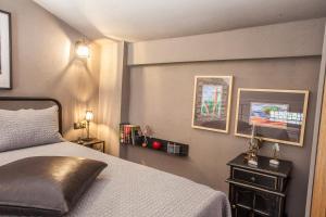 Acorns Houses, Gray and Green Acorn