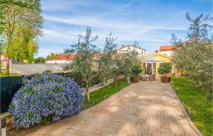 1 Bedroom Stunning Home In Marcana