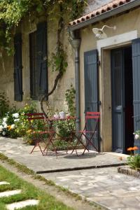 B&B / Chambres d'hotes Un jardin et trois maisons : photos des chambres