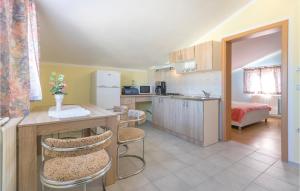 Stunning Apartment In Peroj With Wifi 
