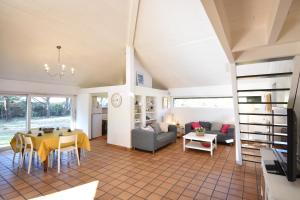 Tiokers - Hossegor - Confortable villa sur terrain clos idéalement située entre lac et Océan et à 1200m du centre ville