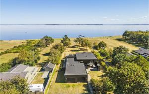 Awesome Home In Thyholm With Wifi