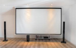 4 Bedroom Beautiful Home In Garein