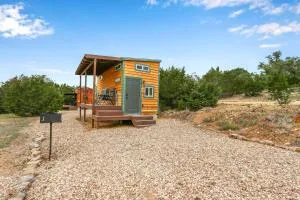 Arbor House of Dripping Springs - Harmony Hollow - Hammetts Crossing