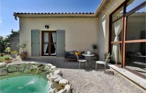 Maisons de vacances Stunning Home In Carpentras With Outdoor Swimming Pool, Wifi And 2 Bedrooms : photos des chambres