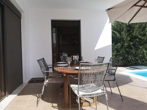 3 Bed Villa In Lardos Village