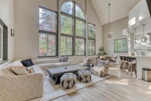 Sandy Ski Chalet - 4hvězdičkové hotely ve městě Rhododendron