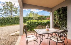 Lovely Apartment In Monteriggioni