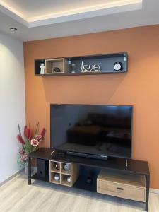 Palmera City apartment