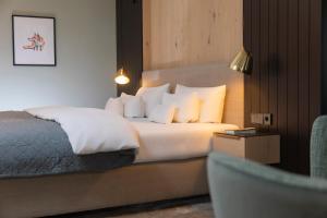 Modern Double Room room in Hotel Engel Obertal