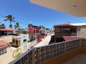 Porto de Galinhas, Maracaipe, piscina, mar a 130m